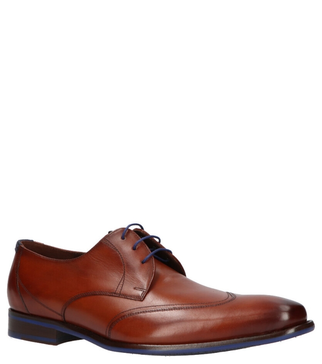 Floris van Bommel Floris van Bommel Geklede schoen <span>de Stijler 07.00 SFM-30173 24-01 / 18133/00</span> 00 Dark Cognac Floris van Bommel Geklede schoen <span>de Stijler 07.00 SFM-30173 24-01 / 18133/00</span> de Stijler 07.00 SFM-30173 24-01 / 18133/00 cognac - www.bremmerschoenen.live - Bremmer Schoenen