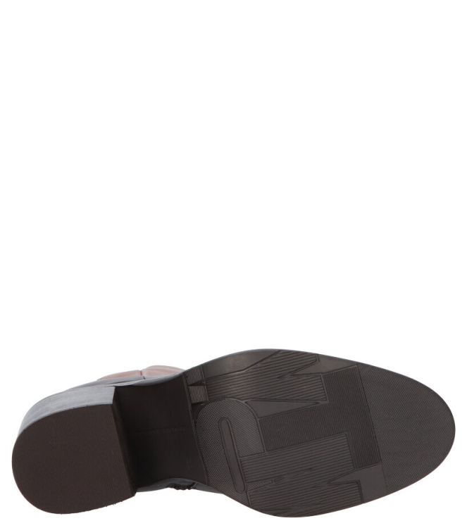 Tommy Hilfiger Tommy Hilfiger Enkellaars <span>FW0FW05164 GOW</span> GOW Pumpkin paradise Tommy Hilfiger Enkellaars <span>FW0FW05164 GOW</span> FW0FW05164 GOW cognac - www.bremmerschoenen.live - Bremmer Schoenen