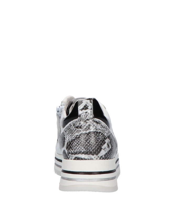 Giga Giga sneaker <span>G3686 A11L17</span> A11L17 velvet white/ verniz preto Giga sneaker <span>G3686 A11L17</span> G3686 A11L17 wit - www.bremmerschoenen.live - Bremmer Schoenen