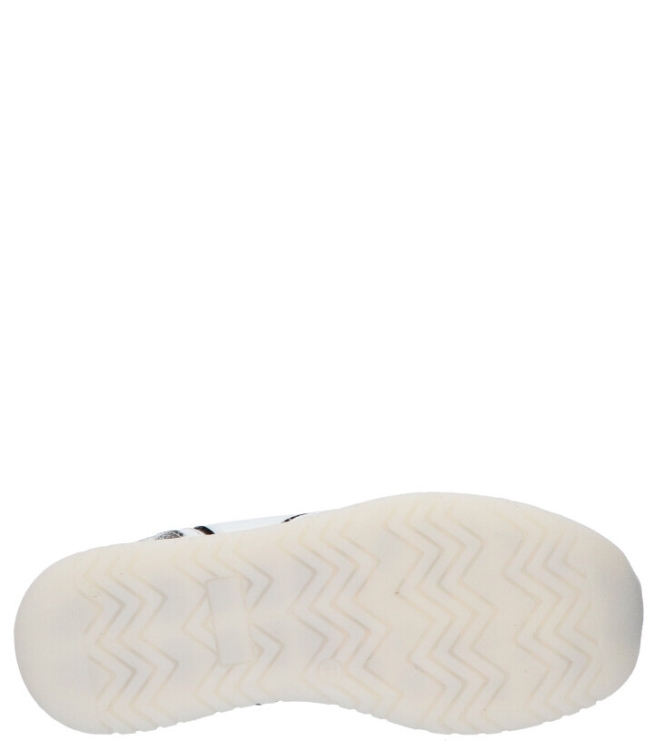Giga Giga sneaker <span>G3686 A11L17</span> A11L17 velvet white/ verniz preto Giga sneaker <span>G3686 A11L17</span> G3686 A11L17 wit - www.bremmerschoenen.live - Bremmer Schoenen