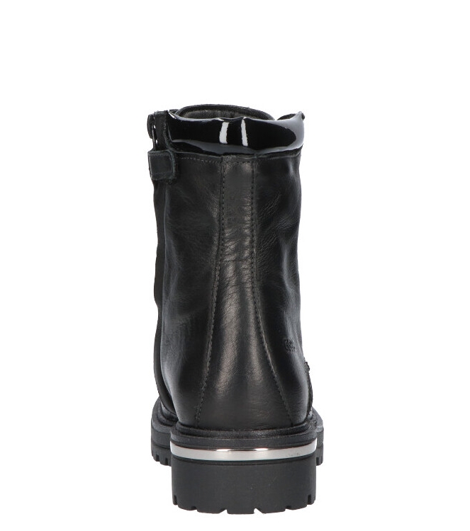 Giga Giga veterboot <span>G3785 A11B29</span> A11B29 velvet black/patent black Giga veterboot <span>G3785 A11B29</span> G3785 A11B29 zwart - www.bremmerschoenen.live - Bremmer Schoenen