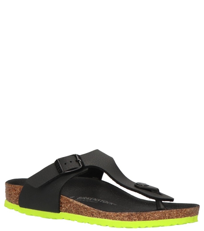 Birkenstock Birkenstock slipper <span>1024387 Gizeh Kids BF</span> Desert Soil Black lime Birkenstock slipper <span>1024387 Gizeh Kids BF</span> 1024387 Gizeh Kids BF zwart - www.bremmerschoenen.live - Bremmer Schoenen
