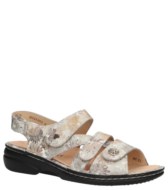 Finn Comfort Finn Comfort sandaal <span>2562 109297 Gomera</span> argento Finn Comfort sandaal <span>2562 109297 Gomera</span> 2562 109297 Gomera beige - www.bremmerschoenen.live - Bremmer Schoenen