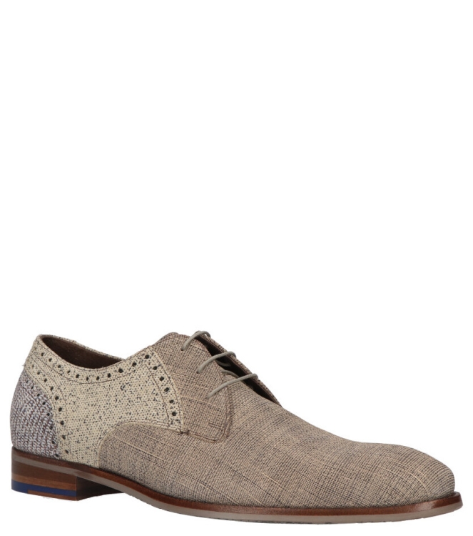 Floris van Bommel Floris van Bommel geklede schoen <span>De Stapper 17.93 SFM-30161 26-01</span> 26-01 Naturel Floris van Bommel geklede schoen <span>De Stapper 17.93 SFM-30161 26-01</span> De Stapper 17.93 SFM-30161 26-01 beige - www.bremmerschoenen.live - Bremmer Schoenen