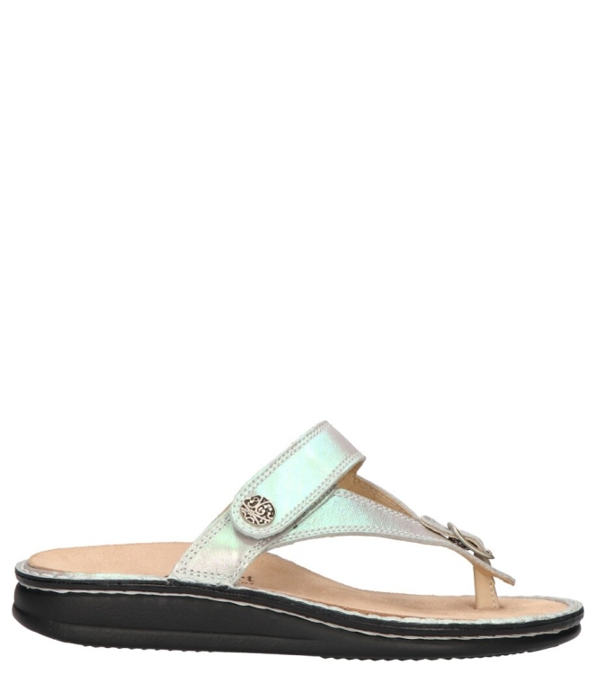 Finn Comfort Finn comfort teenslipper <span>81524 793297 Alexandria-S</span> Argento Finn comfort teenslipper <span>81524 793297 Alexandria-S</span> 81524 793297 Alexandria-S meerkleurig - www.bremmerschoenen.live - Bremmer Schoenen