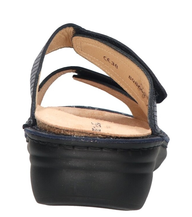 Finn Comfort Finn Comfort slipper <span>2642 814046 Moorea</span> marine Finn Comfort slipper <span>2642 814046 Moorea</span> 2642 814046 Moorea blauw - www.bremmerschoenen.live - Bremmer Schoenen