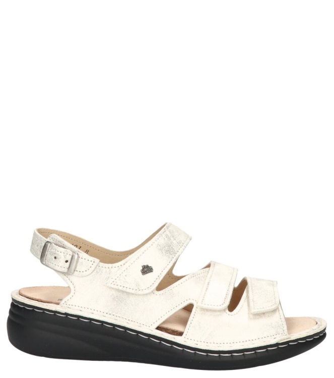 Finn Comfort sandaal <span>2643 818222 Praia</span> 2643 818222 Praia beige - www.bremmerschoenen.live - Bremmer Schoenen