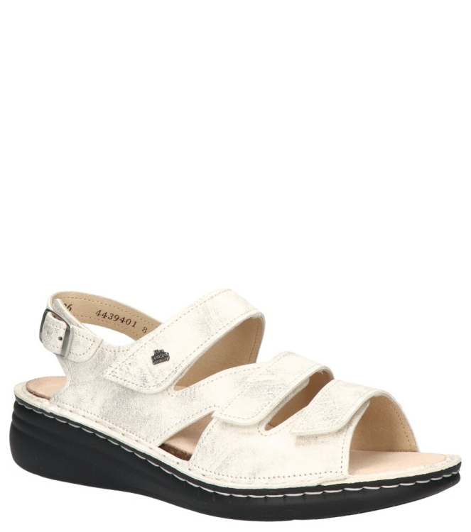 Finn Comfort sandaal <span>2643 818222 Praia</span> 2643 818222 Praia beige - www.bremmerschoenen.live - Bremmer Schoenen