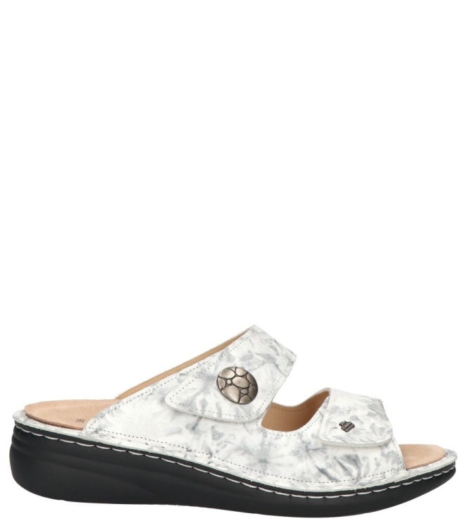 Finn Comfort Finn Comfort slipper <span>2642 791218 Moorea</span> grey Finn Comfort slipper <span>2642 791218 Moorea</span> 2642 791218 Moorea grijs - www.bremmerschoenen.live - Bremmer Schoenen
