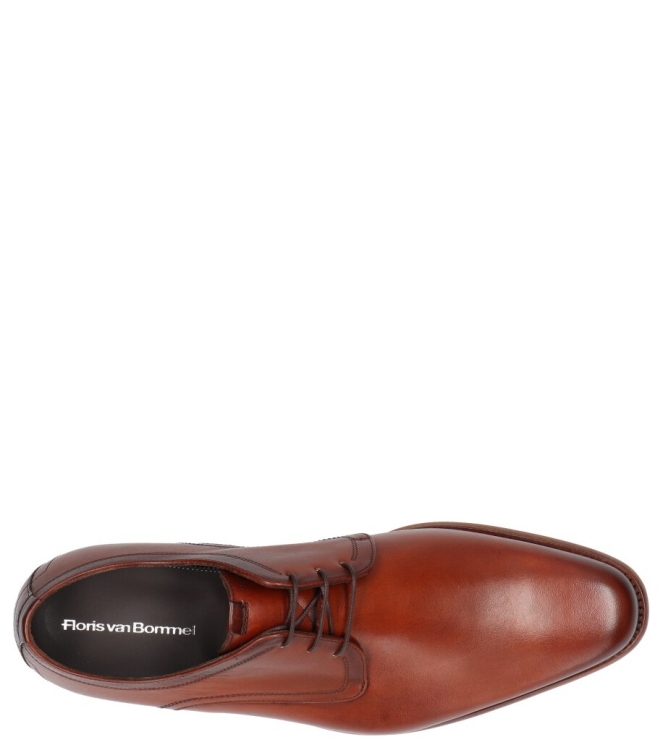 Floris van Bommel Floris van Bommel geklede schoen <span>De Draver 03.03 SFM-30316 24-01</span> Bruin Floris van Bommel geklede schoen <span>De Draver 03.03 SFM-30316 24-01</span> De Draver 03.03 SFM-30316 24-01 cognac - www.bremmerschoenen.live - Bremmer Schoenen