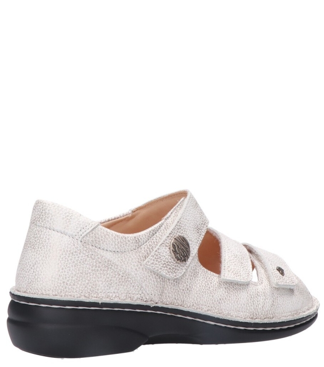 Finn Comfort Finn Comfort slipper <span>96404 821081</span> 821081 taupe Finn Comfort slipper <span>96404 821081</span> 96404 821081 beige - www.bremmerschoenen.live - Bremmer Schoenen