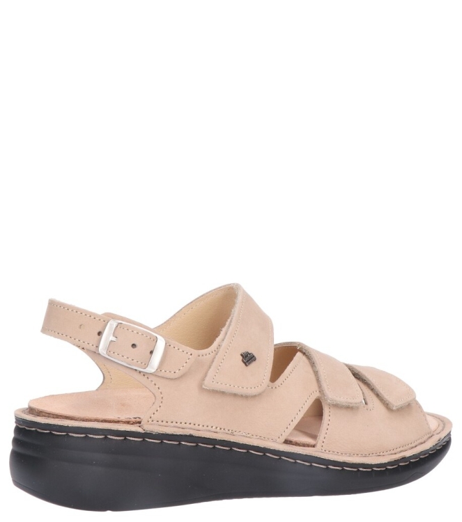 Finn Comfort Finn Comfort sandaal <span>2643 007081 Praia</span> 007081 taupe Finn Comfort sandaal <span>2643 007081 Praia</span> 2643 007081 Praia beige - www.bremmerschoenen.live - Bremmer Schoenen