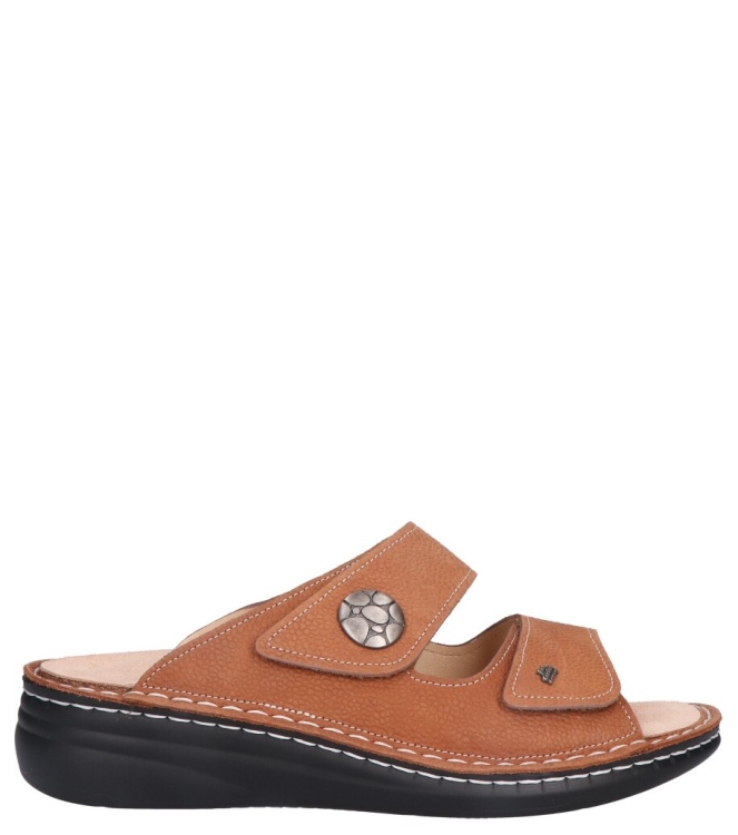 Finn Comfort Finn Comfort slipper <span>2642 83411 Moorea</span> 834111 brandy Finn Comfort slipper <span>2642 83411 Moorea</span> 2642 83411 Moorea cognac - www.bremmerschoenen.live - Bremmer Schoenen