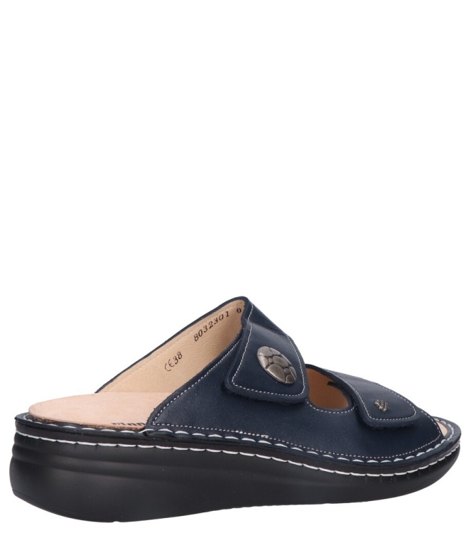 Finn Comfort slipper <span>2642 604041 Moorea</span> 2642 604041 Moorea blauw - www.bremmerschoenen.live - Bremmer Schoenen