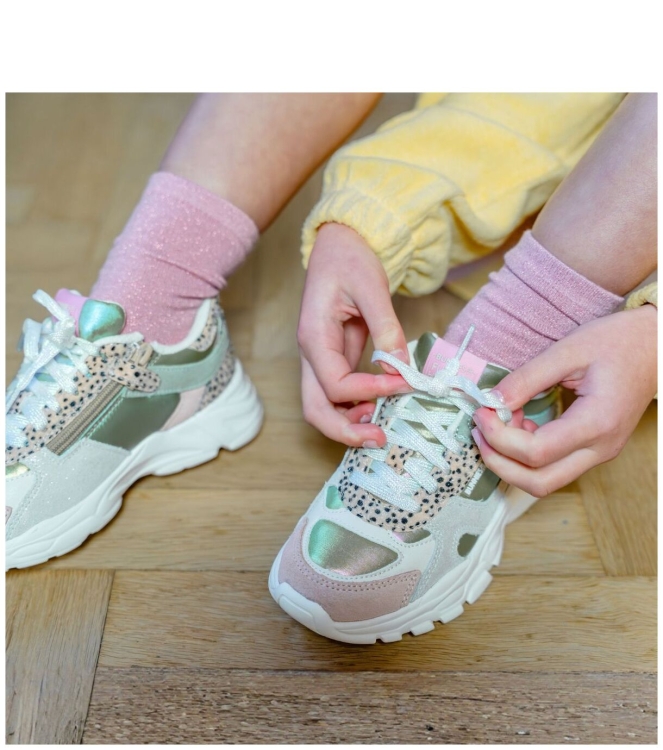 Bunnies JR Bunnies JR sneaker <span>226050 498 Stella Spring</span> 498 lt pink mint champagne Bunnies JR sneaker <span>226050 498 Stella Spring</span> 226050 498 Stella Spring rose - www.bremmerschoenen.live - Bremmer Schoenen