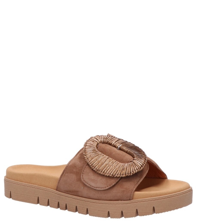Gabor Gabor slipper <span>83.742.14</span> 14 peanut Gabor slipper <span>83.742.14</span> 83.742.14 beige - www.bremmerschoenen.live - Bremmer Schoenen