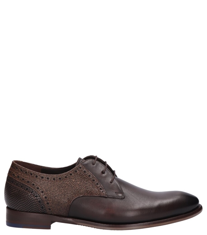 Floris van Bommel Floris van Bommel geklede schoen <span>De Stapper 39.80 SFM-30361 21-06</span> 39.80 DarkBrown Floris van Bommel geklede schoen <span>De Stapper 39.80 SFM-30361 21-06</span> De Stapper 39.80 SFM-30361 21-06 bruin - www.bremmerschoenen.live - Bremmer Schoenen