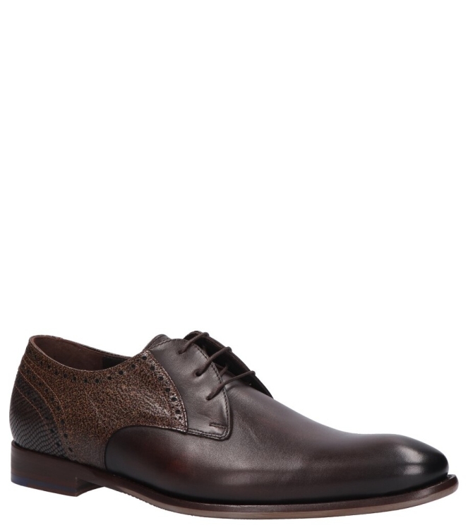 Floris van Bommel Floris van Bommel geklede schoen <span>De Stapper 39.80 SFM-30361 21-06</span> 39.80 DarkBrown Floris van Bommel geklede schoen <span>De Stapper 39.80 SFM-30361 21-06</span> De Stapper 39.80 SFM-30361 21-06 bruin - www.bremmerschoenen.live - Bremmer Schoenen