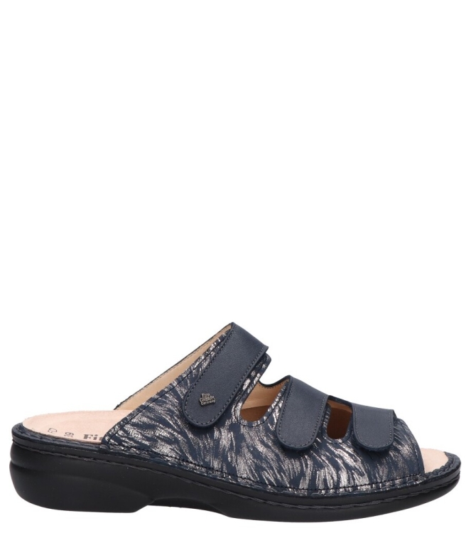 Finn Comfort Finn Comfort slipper <span>5005 903180 Cisano</span> 903180 indigo Finn Comfort slipper <span>5005 903180 Cisano</span> 5005 903180 Cisano blauw - www.bremmerschoenen.live - Bremmer Schoenen