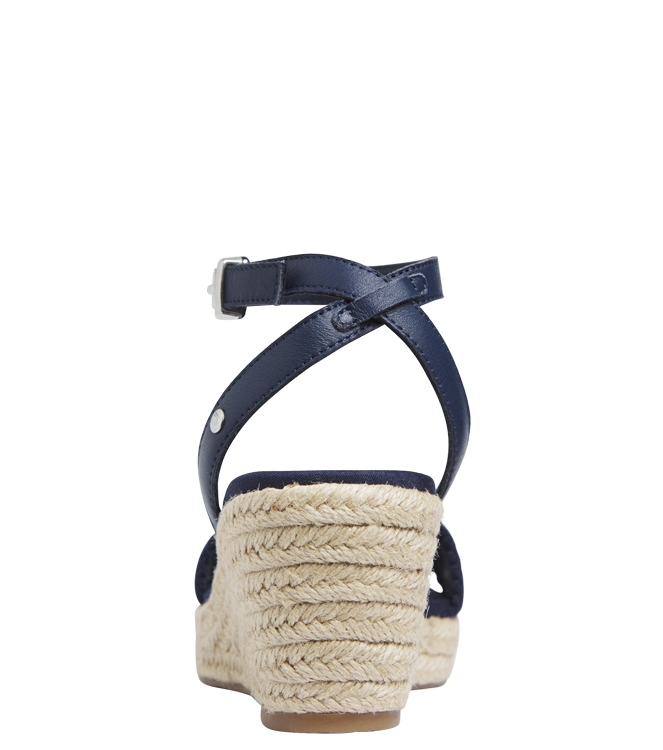 Tommy Hilfiger Tommy Hilfiger sandaal <span>FW0FW04934 DB9</span> Sport Navy Tommy Hilfiger sandaal <span>FW0FW04934 DB9</span> FW0FW04934 DB9 blauw - www.bremmerschoenen.live - Bremmer Schoenen